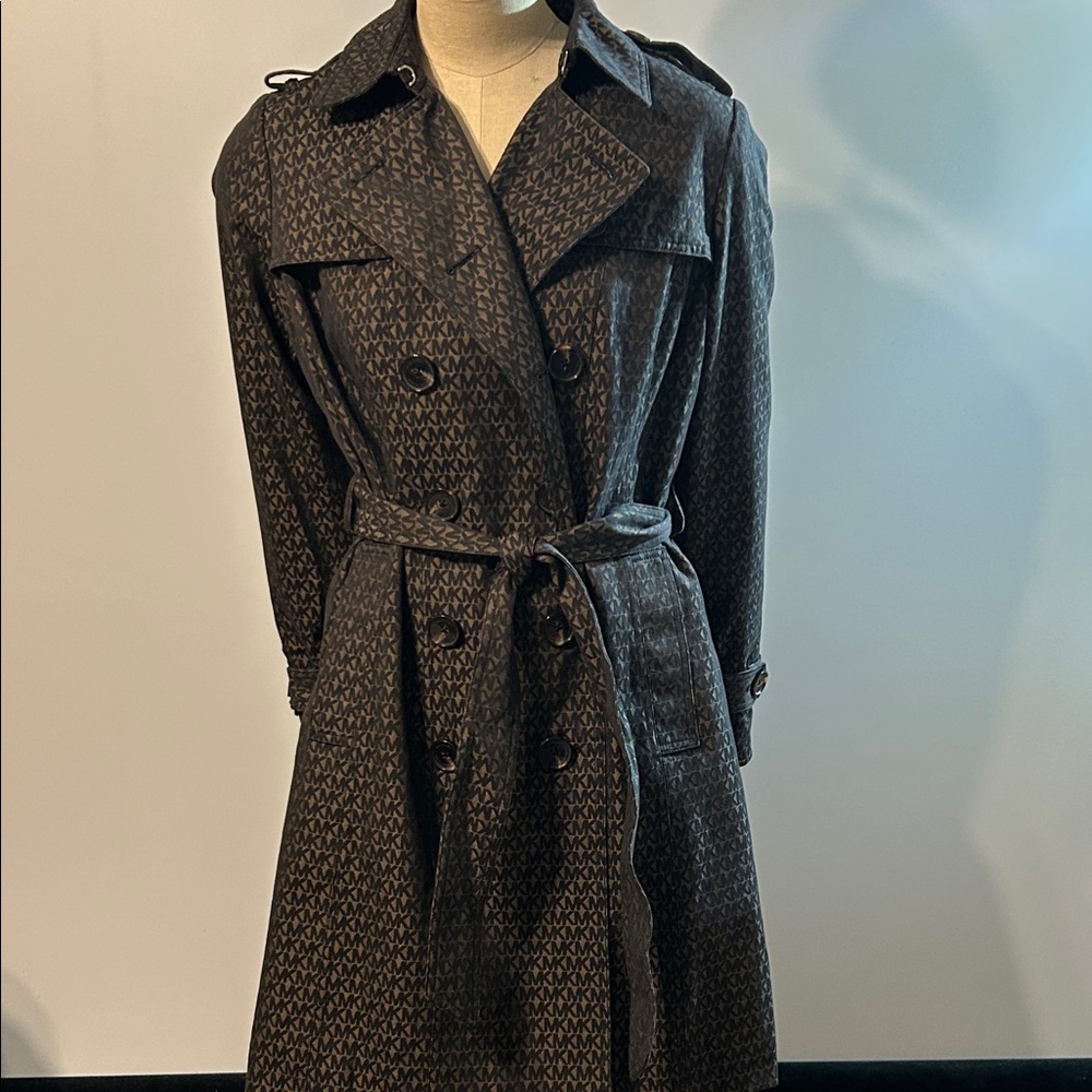Michael Kors Monogrammed ladies trench coat - Picture 1 of 10